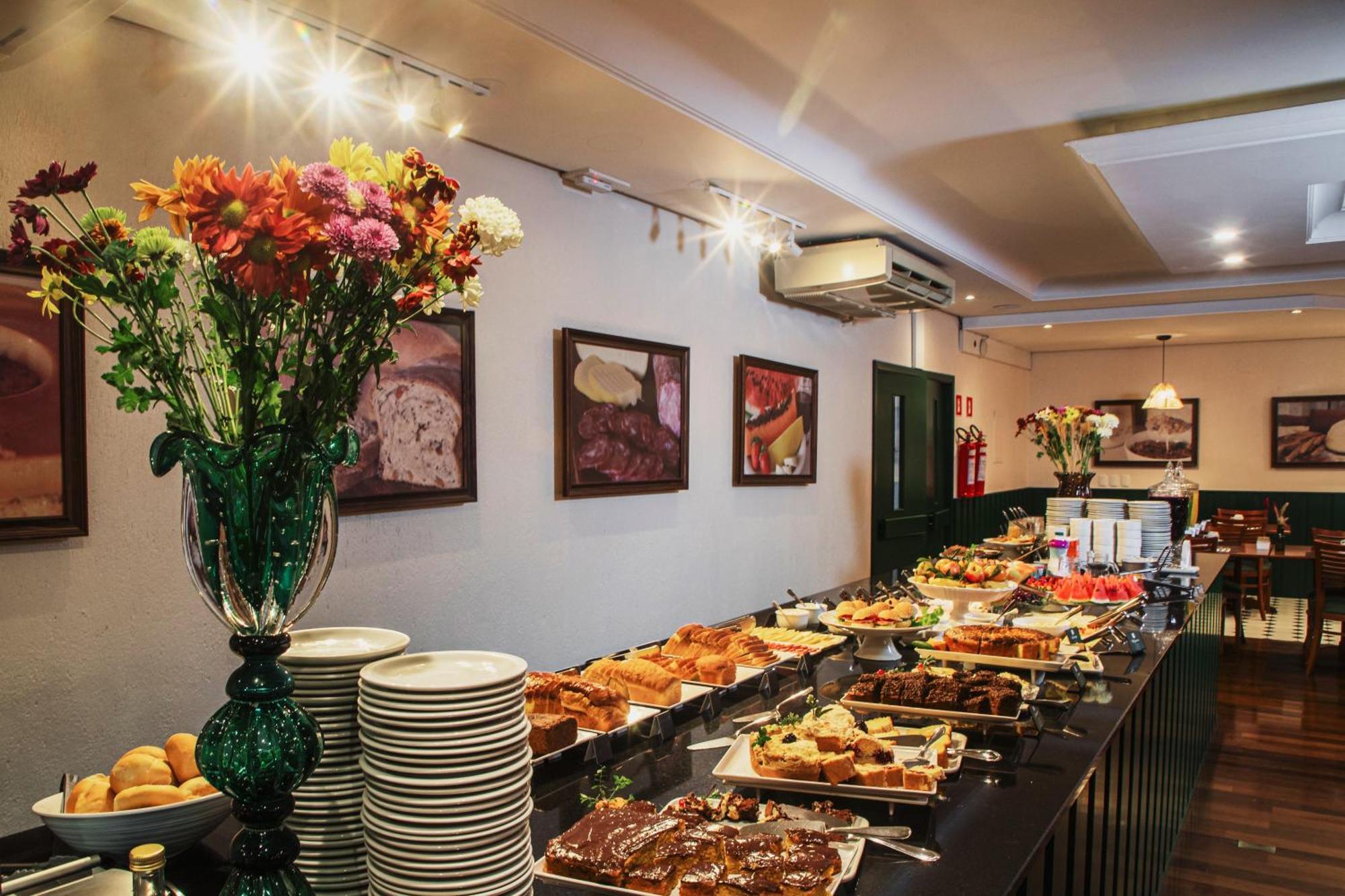 Hotel Fioreze Origem กรามาโด ภายนอก รูปภาพ